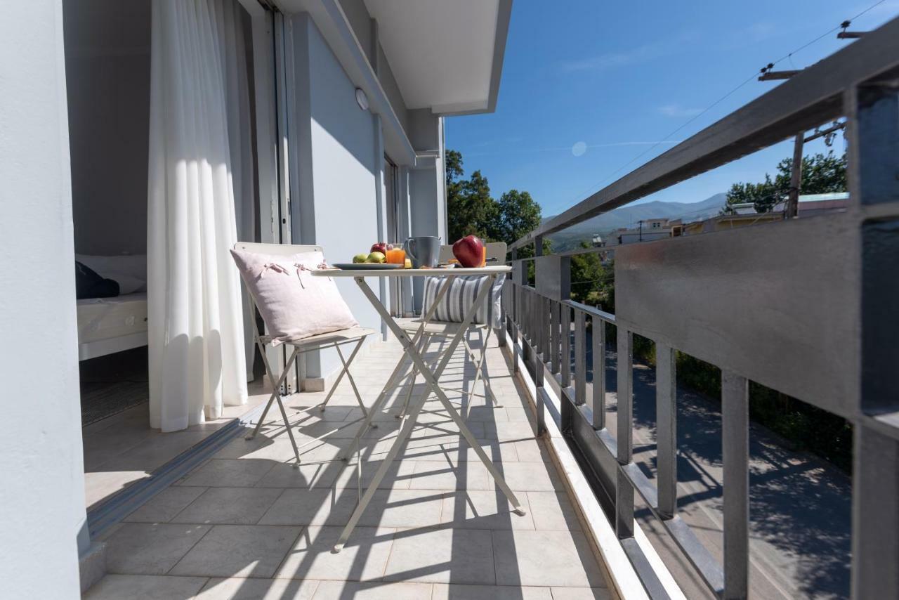 Avra Apartment Каламата Екстер'єр фото